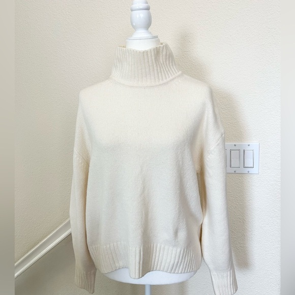 Gap CashSoft MockNeck Cream Sweater Cotton Blend Oversized Small Perfect Cond - Picture 1 of 10